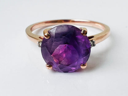 9ct Gold Amethyst & Diamond Ring