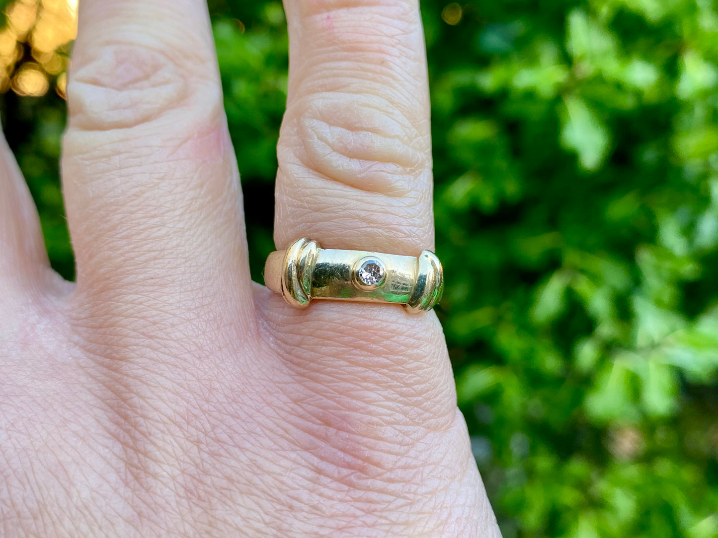 9ct Gold Diamond Ring