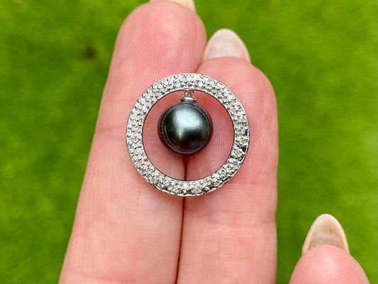 9ct Gold Pearl & Diamond Pendant