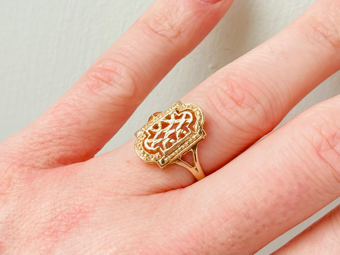 9ct Gold Filigree Ring