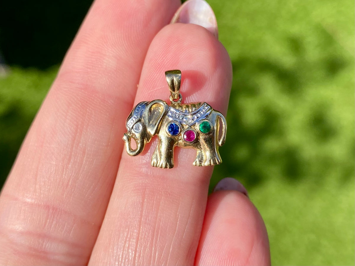 9ct Gold Elephant Pendant