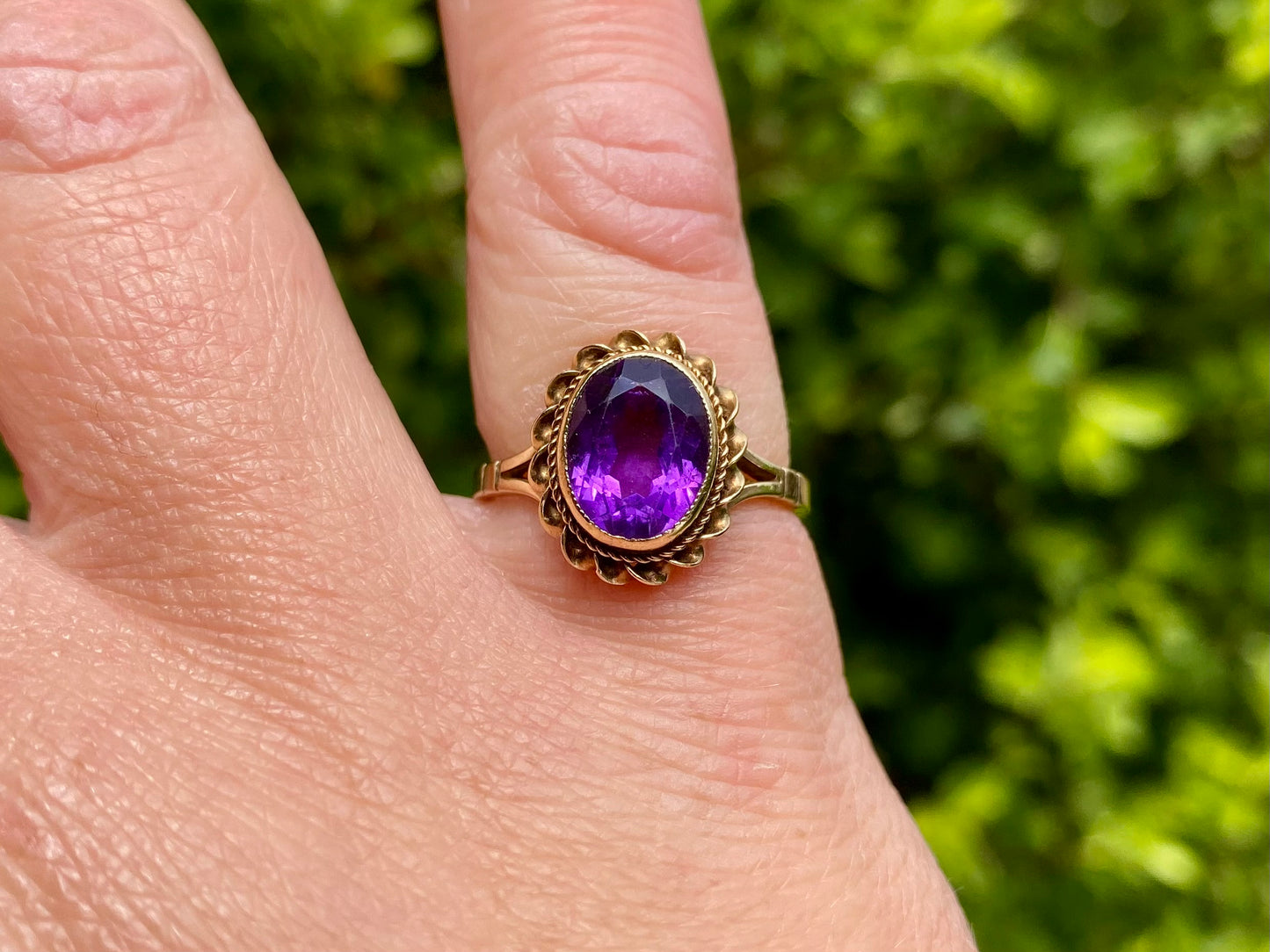 Vintage 9ct Gold Amethyst Ring