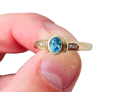 9ct Gold Topaz & Diamond Ring