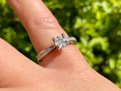9ct Gold Diamond Ring