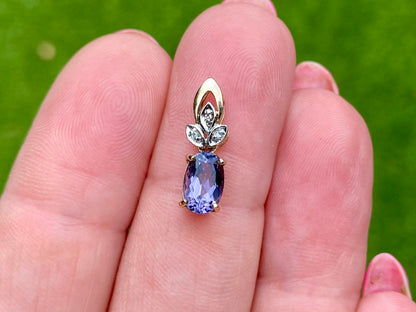 9ct Gold Iolite & Diamond Pendant