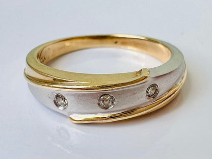 9ct Gold Diamond Ring