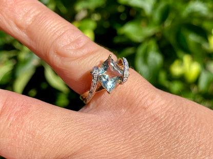 9ct Gold Green Amethyst & Diamond Ring