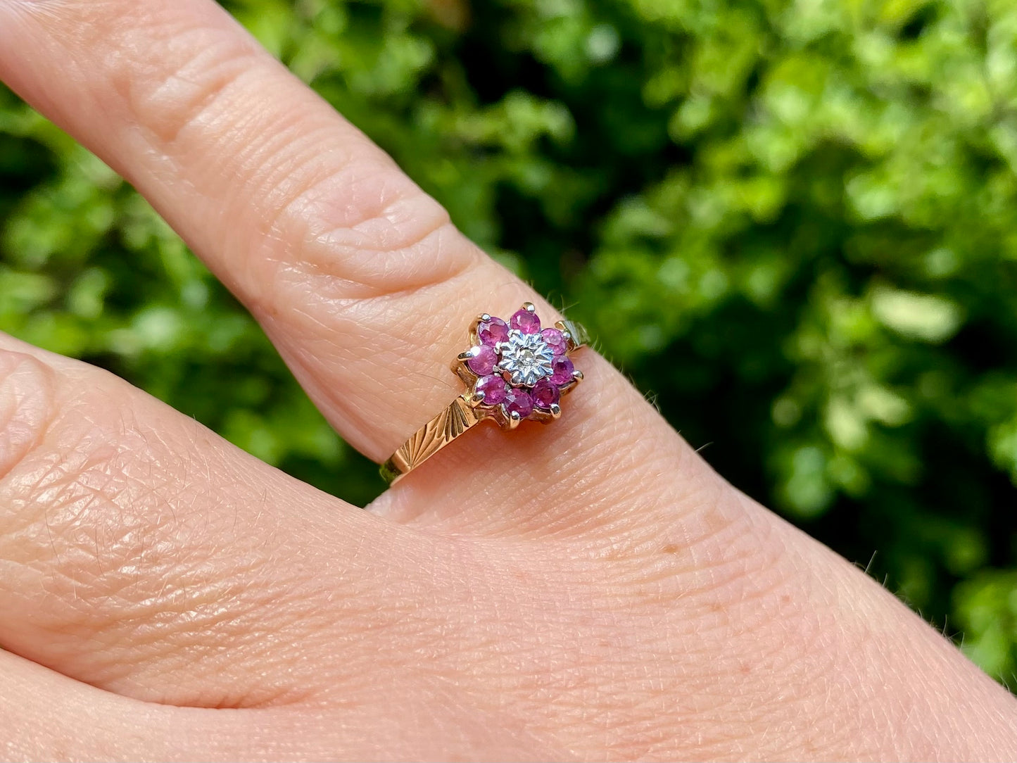 9ct Gold Ruby & Diamond Ring