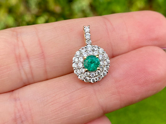 9ct Gold Emeraldine Quartz & White Topaz Pendant