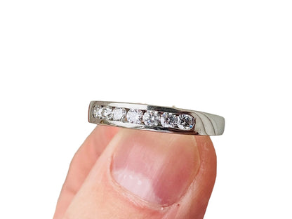 18ct Gold Seven-Stone Diamond Ring