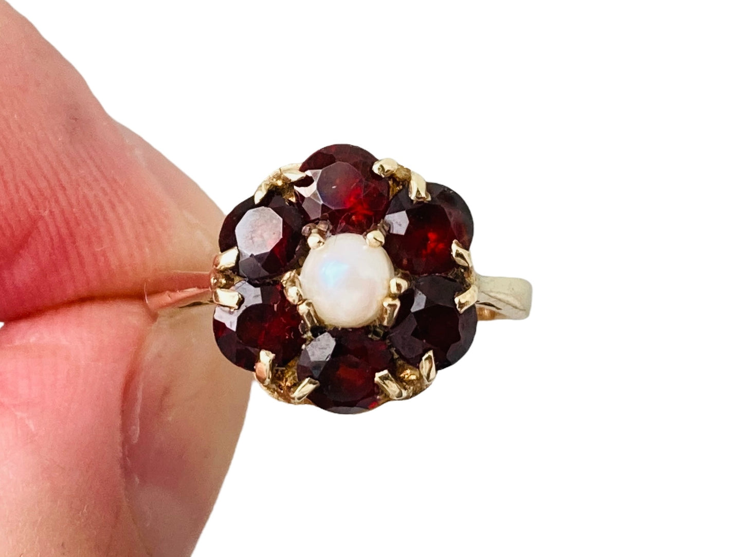 Vintage 9ct Gold Garnet & Pearl Ring