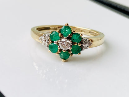 9ct Gold Emerald & Diamond Ring