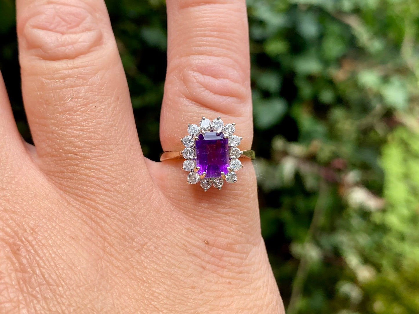 9ct Gold Amethyst & Diamond Ring