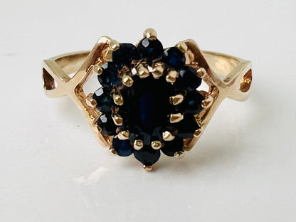 Vintage 9ct Gold Sapphire Ring