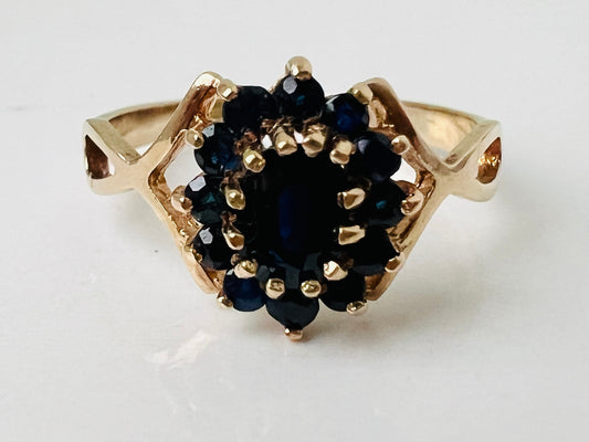 Vintage 9ct Gold Sapphire Ring