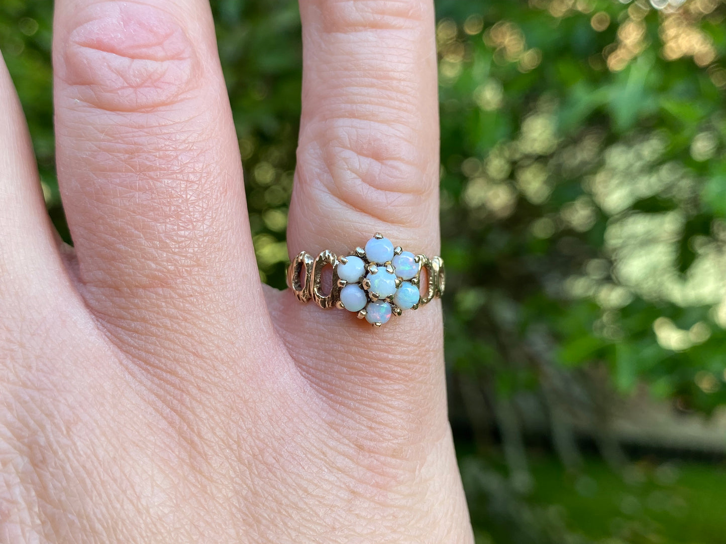 Vintage 9ct Gold Opal Ring