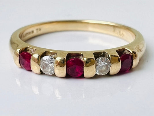 9ct Gold Ruby & Diamond Ring