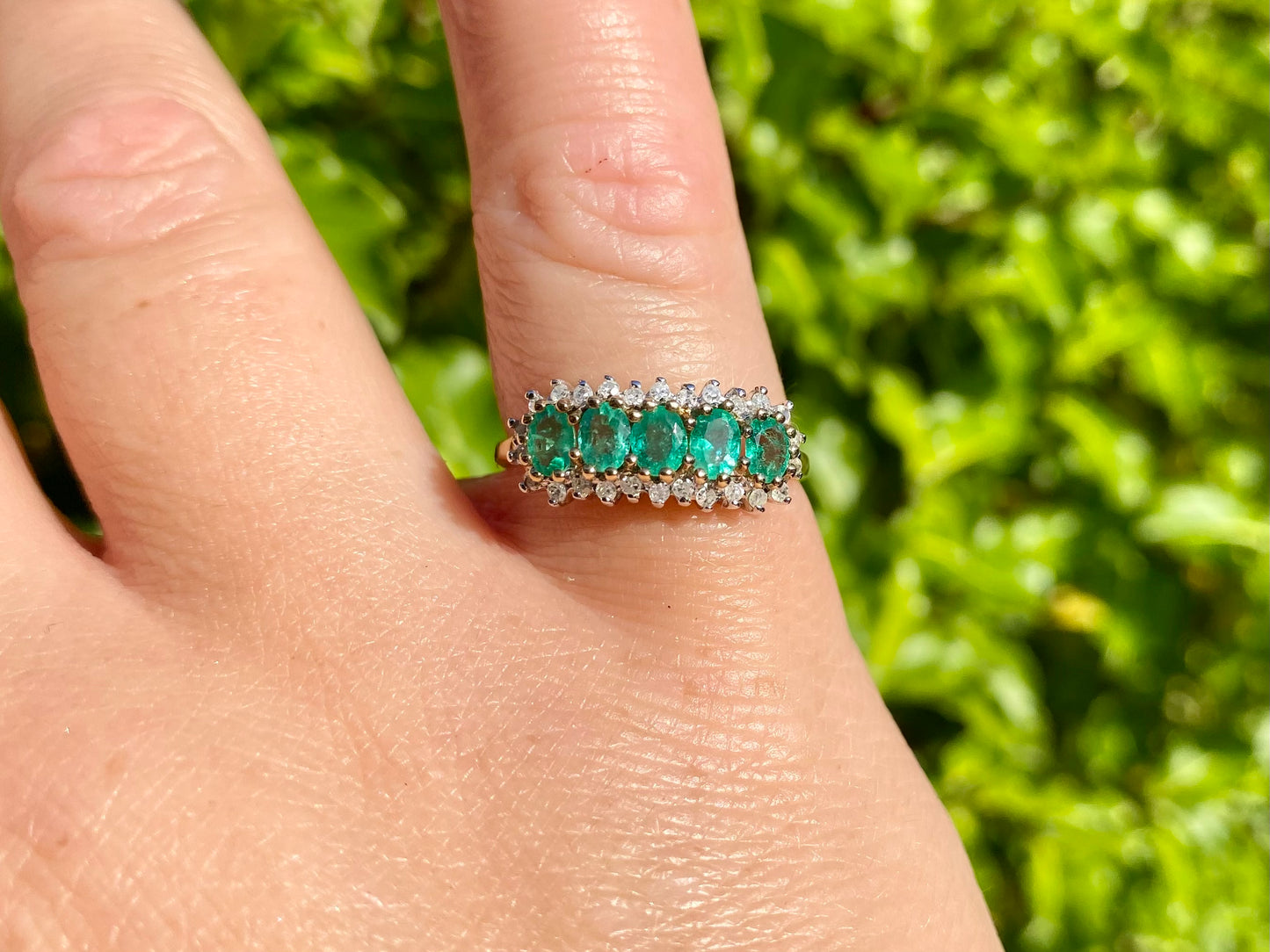 9ct Gold Emerald & Diamond Ring