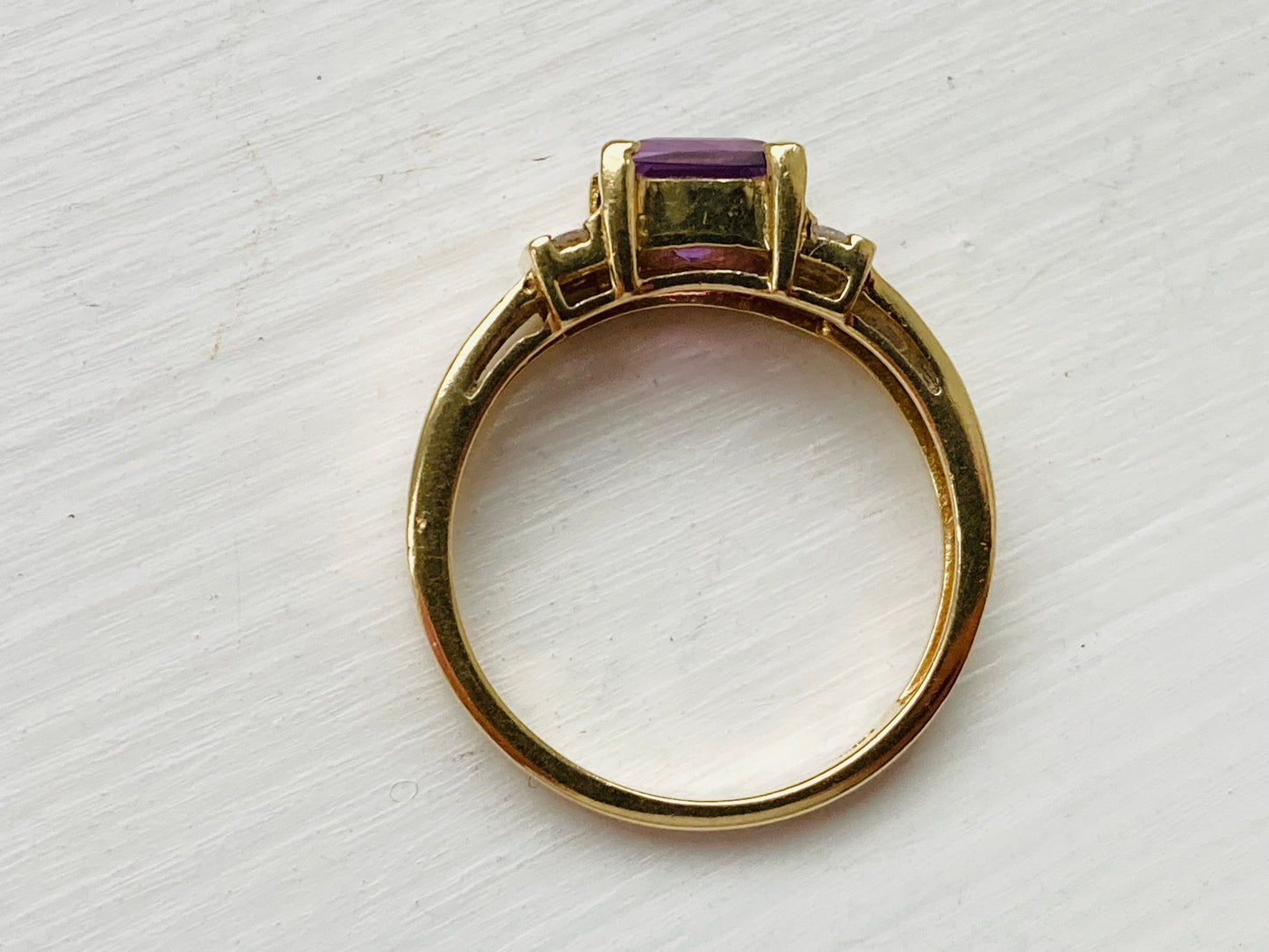 9ct Gold Amethyst & Diamond Ring