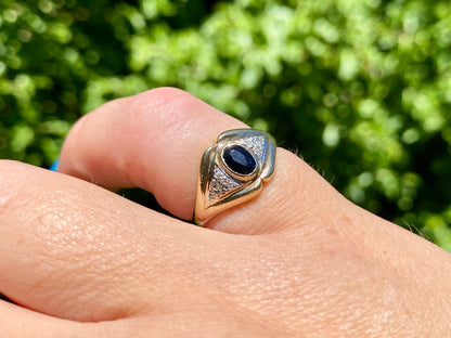 Vintage 9ct Gold Sapphire & Diamond Ring
