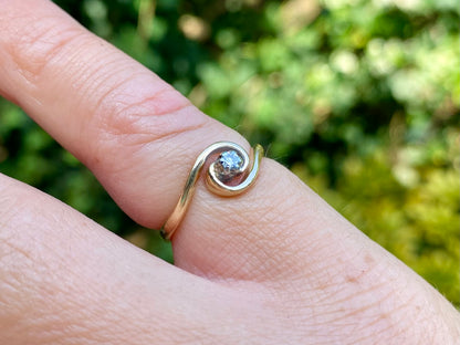 Vintage 9ct Gold Diamond Ring