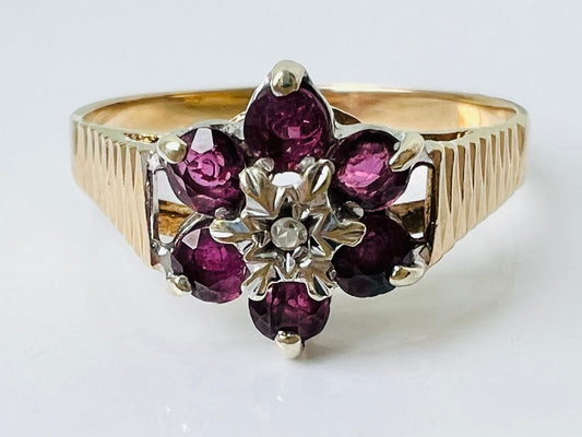 Vintage 9ct Gold Ruby & Diamond Ring
