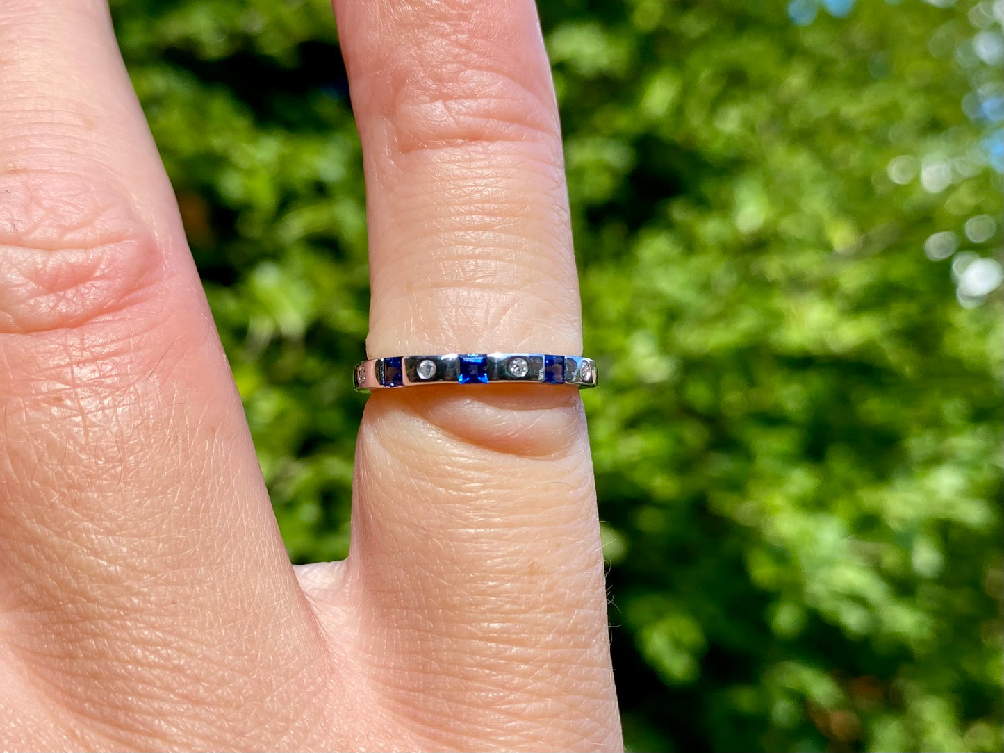 9ct Gold Sapphire & Diamond Ring