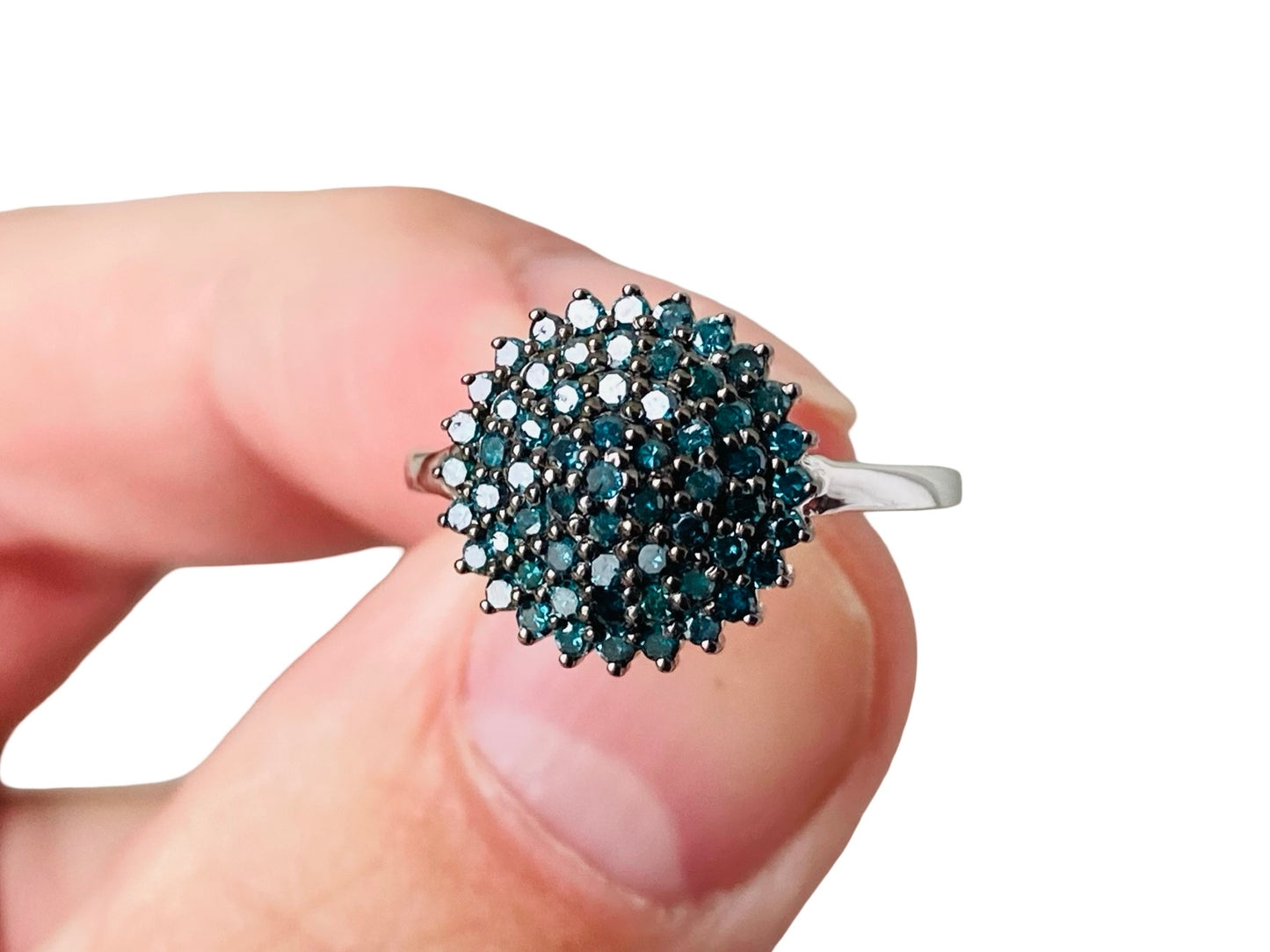 9ct Gold Blue Diamond Ring