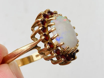 Vintage 9ct Gold Opal & Garnet Ring