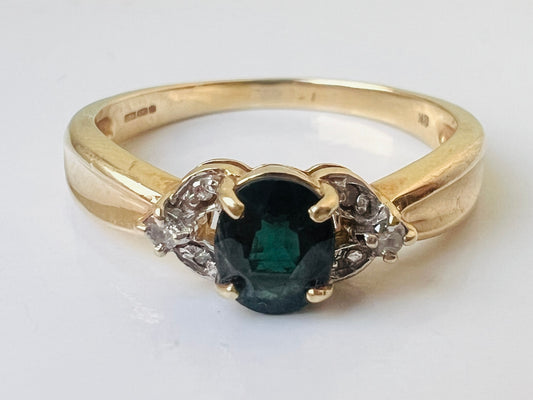 9ct Gold Sapphire & Diamond Ring