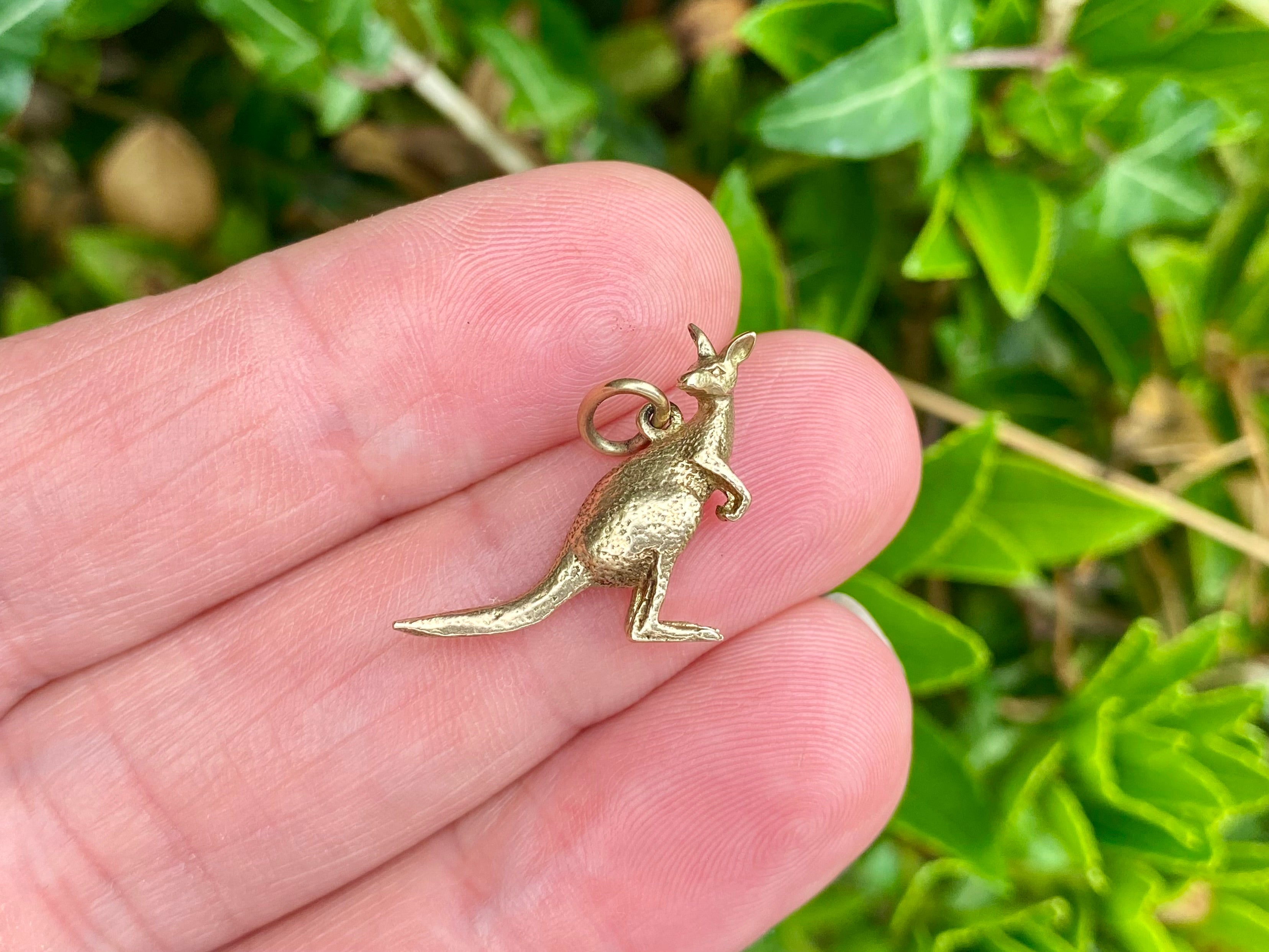 Kangaroo Rng Vintage 9ct Gold Kangaroo Pendant – Ring-Life