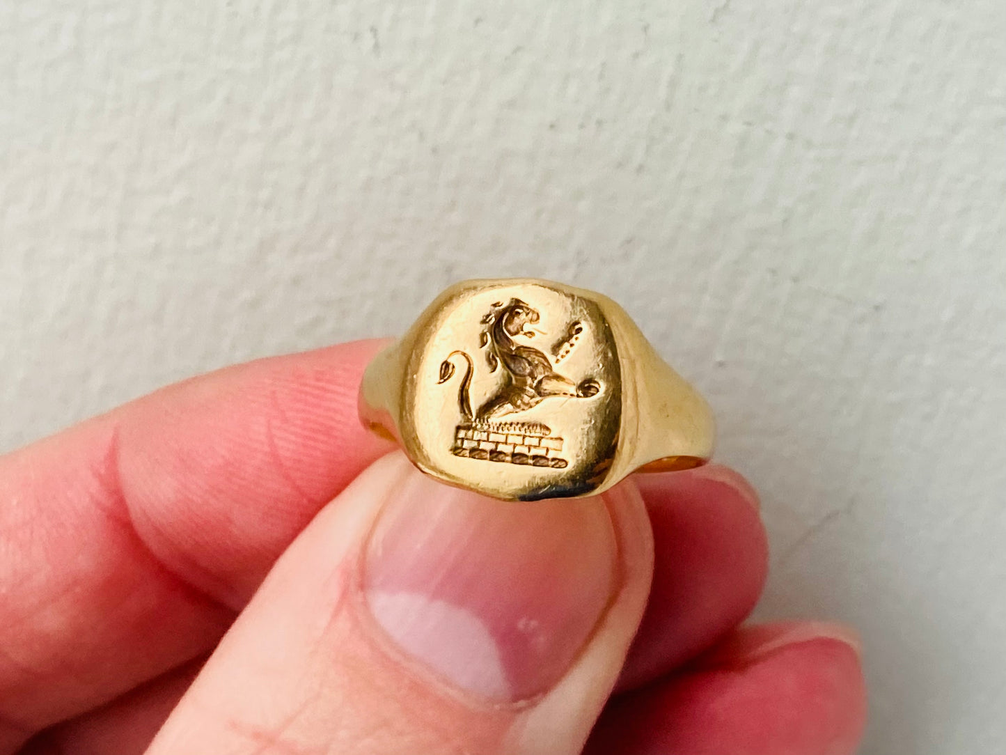 Antique 18ct Gold Seal Ring