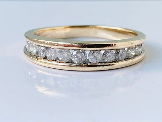 9ct Gold Eleven-Stone 0.50ct Diamond Ring