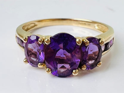 9ct Gold Amethyst Ring