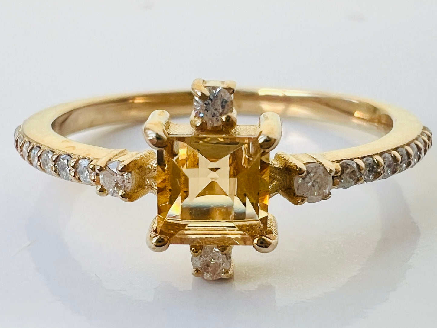 9ct Gold Citrine & Diamond Ring
