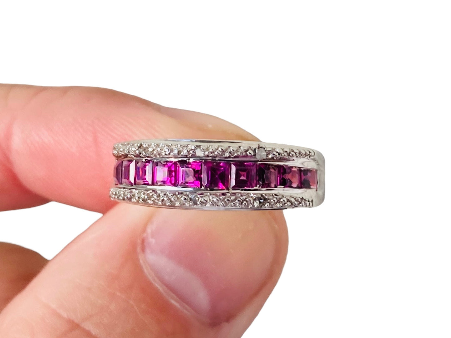 9ct Gold Rhodolite Garnet & Diamond Ring
