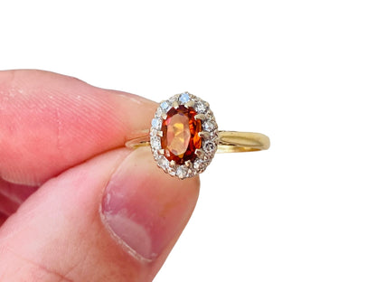 Vintage 18ct Gold Citrine & Diamond Ring