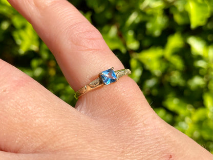 9ct Gold Topaz Ring