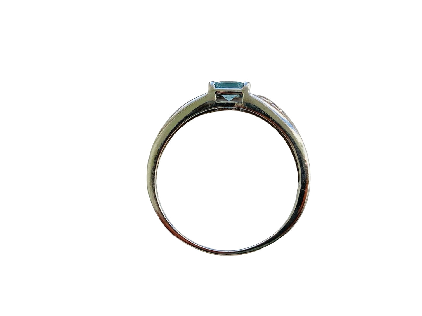 9ct Gold Topaz & Diamond Ring