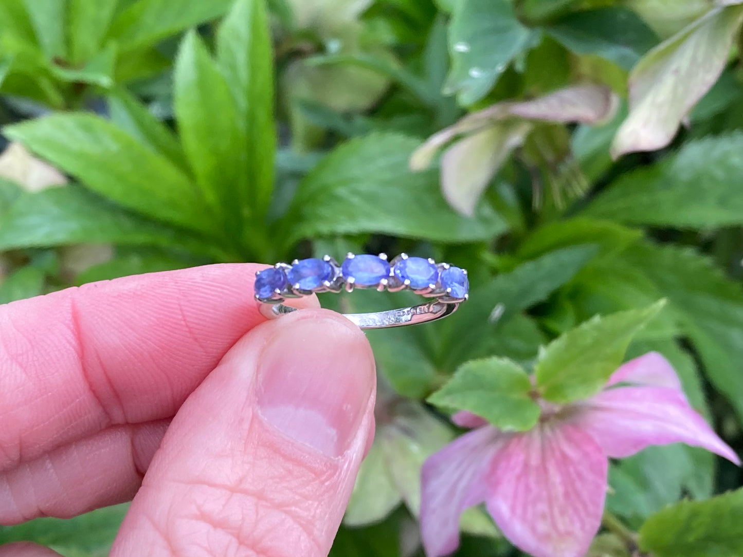 9ct Gold Tanzanite Ring