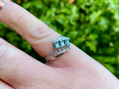 9ct Gold Apatite & Diamond Ring