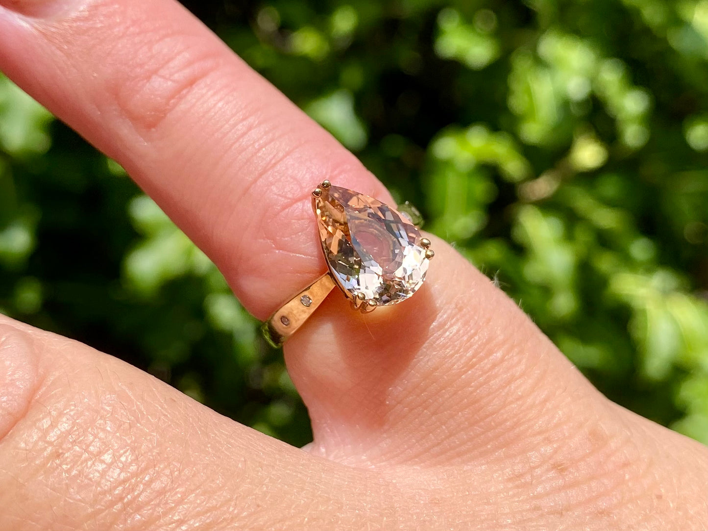 9ct Gold Morganite & Diamond Ring