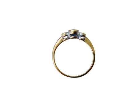 9ct Gold Sapphire & Diamond Ring
