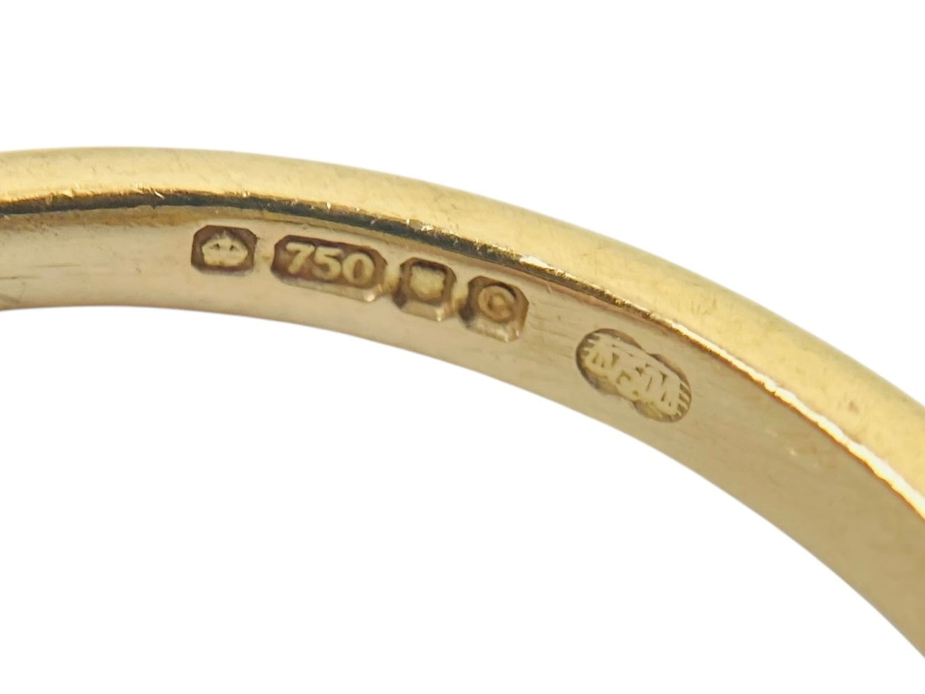 18ct Gold Diamond Ring