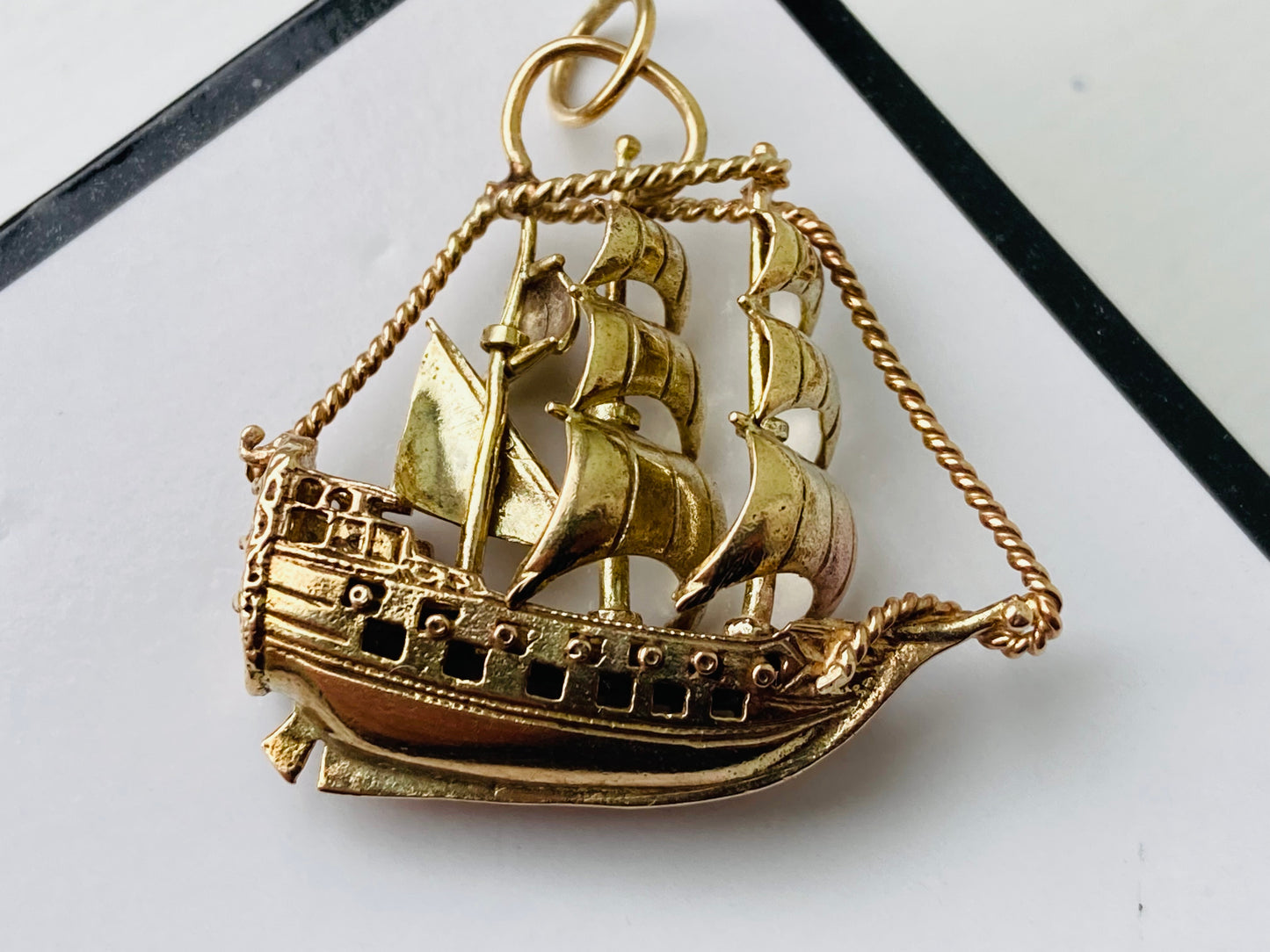 Vintage 9ct Gold Sailing Ship Pendant/Charm