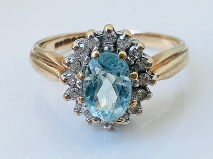 Vintage 9ct Gold Aquamarine & Diamond Ring
