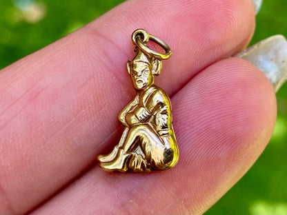 Vintage 9ct Gold Elf Pendant