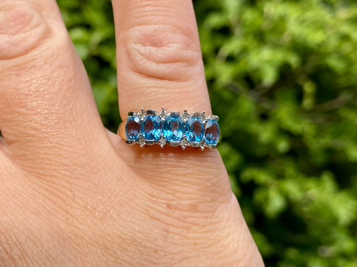 9ct Gold Topaz & Diamond Ring