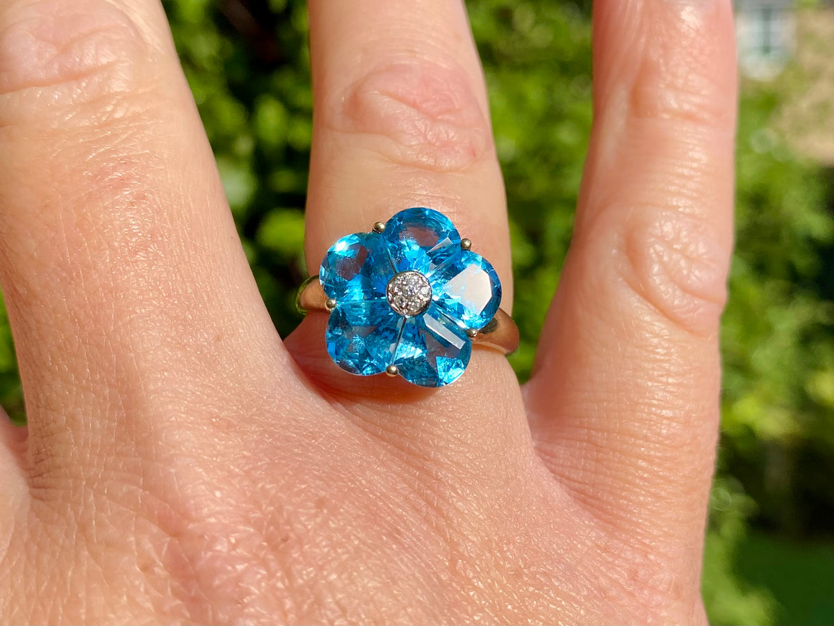 9ct Gold Topaz & Diamond Ring