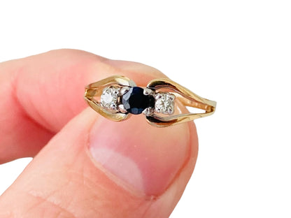 Vintage 9ct Gold Sapphire & Diamond Ring